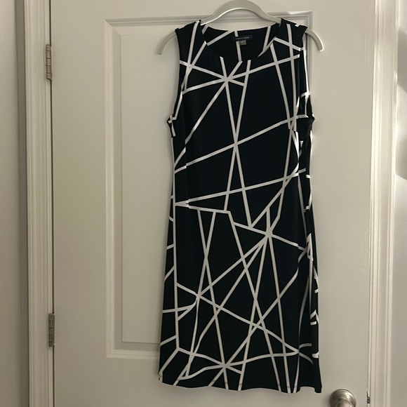 Black and White Sleeveless Tommy Hilfiger Dress Size 8 - Picture 1 of 3
